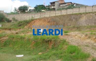 Imagem: O terreno possui 300m² de Área e está localizado em Pinheiro