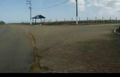 Imagem: O terreno possui 360m² de Área e está localizado em Quissamã