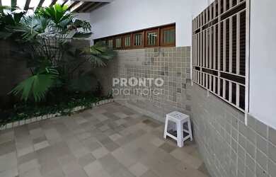 Imagem 4: PARA QUEM SONHA EM MORAR EM UMA CASA AMPLA COM PISCINA E LOCALIZAÇÃO...