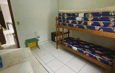 Imagem: A casa possui 2 Dormitórios, 1 Banheiro, 1 Vaga na garagem