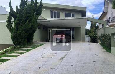 Imagem: A casa em condomínio possui 3 Dormitórios, 5 Banheiros, 4