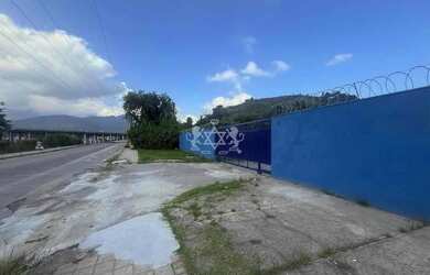 Imagem: O depósito possui 19345m² de Área e está localizado em Caputera