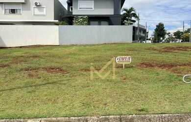 Imagem: O terreno possui 200m² de Área e está localizado em Fag