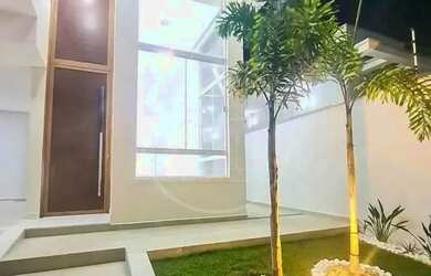 Imagem: A casa possui 3 Dormitórios, 3 Banheiros, 4 Vagas na garagem