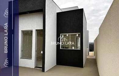 Imagem: A casa à venda possui 3 Dormitórios, 2 Banheiros, 2 Vagas