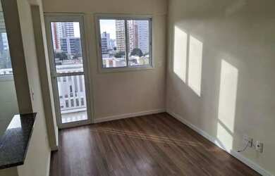 Imagem: O apartamento possui 1 Dormitório, 1 Banheiro, 1 Vaga na garagem