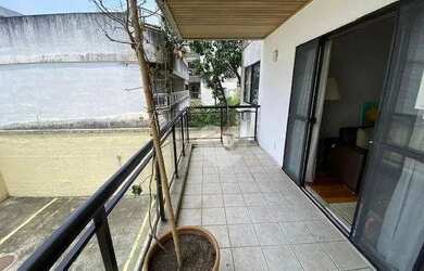 Imagem: O apartamento possui 2 Dormitórios, 3 Banheiros, 2 Vagas na