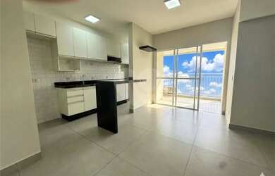 Imagem: O apartamento possui 2 Dormitórios, 2 Banheiros, 2 Vagas na