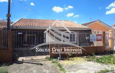 Imagem: A casa possui 2 Dormitórios, 1 Banheiro, 1 Vaga na garagem