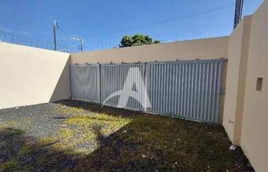 Imagem: A casa possui 2 Dormitórios, 1 Banheiro, 1 Vaga na garagem