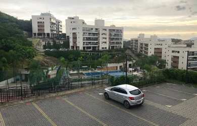 Imagem: O apartamento possui 3 Dormitórios, 2 Banheiros, 1 Vaga na