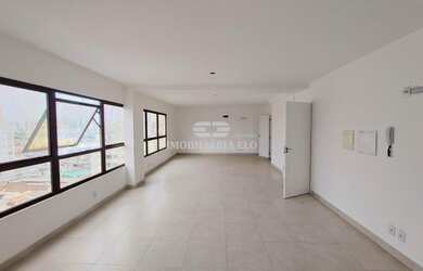 Imagem: O depósito possui 1 Vaga na garagem, 60m² de Área e está