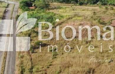 Imagem: O terreno possui 5.425m² de Área e está localizado em Abadia