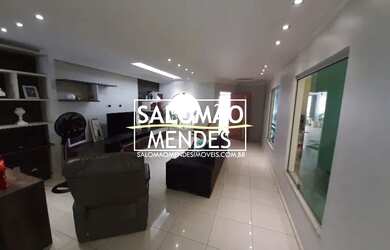 Imagem: A casa possui 3 Dormitórios, 5 Banheiros, 5 Vagas na garagem