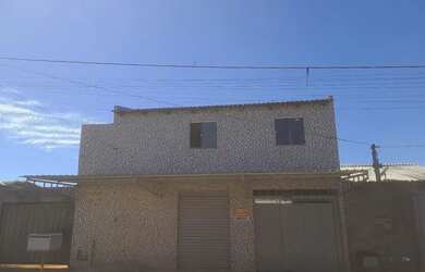 Imagem 4: Vende casa. 140m² de Área, 4 Vagas na garageme4 Dormitórios