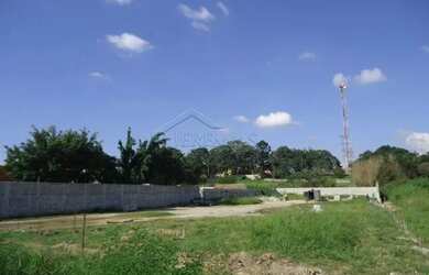 Imagem: O terreno possui 3.000m² de Área e está localizado em Loteamento