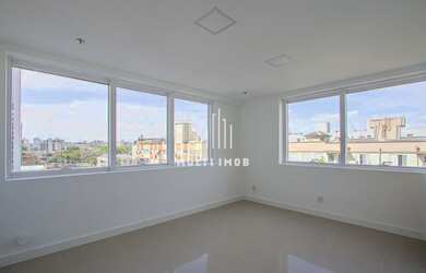 Imagem: O depósito possui 37m² de Área e está localizado em Santana