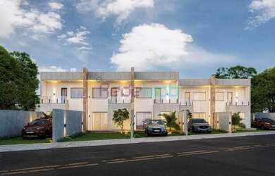 Imagem: A casa possui 3 Dormitórios, 4 Banheiros, 2 Vagas na garagem