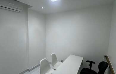 Imagem 11: Sala Comercial na Av. ACM R$ 1.990,00 Tel.: