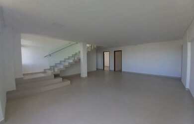 Imagem: O apartamento possui 5 Dormitórios, 5 Banheiros, 2 Vagas na