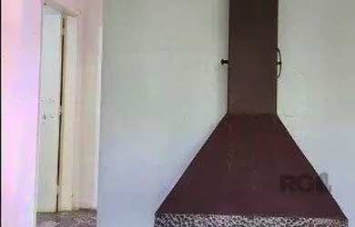 Imagem 11: casa à venda no bairro Menino Deus em Porto Alegre. Com 160m² de área...