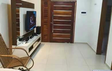 Imagem 3: F. P vendo no Orlando Lobato/ parque-verde