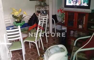 Imagem: A casa possui 1 Dormitório, 1 Banheiro, 42m² de Área e está