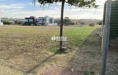 Imagem: O terreno possui 494m² de Área e está localizado em Granja
