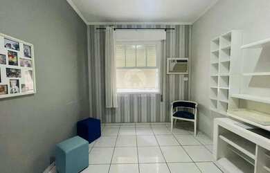 Imagem 4: Apartamento na Quadra da Praia com 3 Dormitórios no Bairro Aparecida