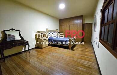 Imagem 6: Poucos metros do parque, uso misto - comercial ou residencial , com piscina,...