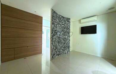 Imagem: O depósito possui 59m² de Área e está localizado em Dezoito