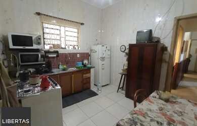 Imagem 13: Casa 3 dormitórios no bairro Menino Deus em Porto Alegre para Alugar