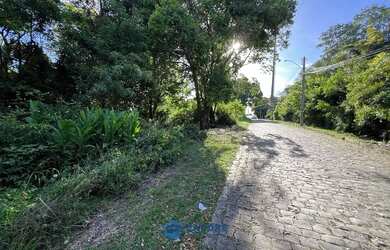 Imagem: O terreno possui 3846m² de Área e está localizado em Cruzeiro