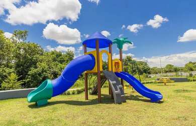 Imagem: O terreno possui 300m² de Área e está localizado em Morada