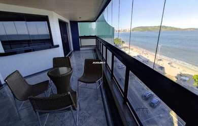 Imagem: O apartamento possui 3 Dormitórios, 4 Banheiros, 1 Vaga na