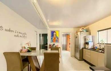 Imagem: A casa possui 3 Dormitórios, 2 Banheiros e está localizado