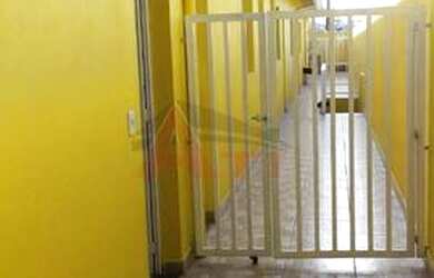 Imagem: A kitnet possui 1 Dormitório, 1 Banheiro, 1 Vaga na garagem