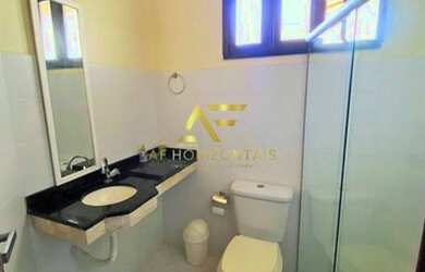 Imagem: A casa em condomínio possui 3 Dormitórios, 2 Banheiros, 4