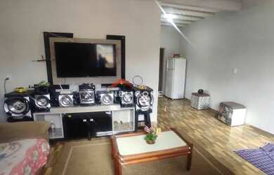 Imagem 2: Casa para venda com 120 metros quadrados com 3 quartos em Fazenda Coutos...