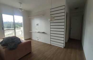 Imagem: O apartamento possui 3 Dormitórios, 1 Banheiro, 1 Vaga na garagem