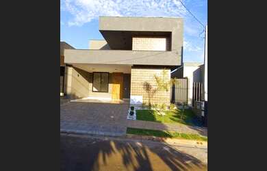 Imagem: A casa em condomínio possui 3 Dormitórios, 4 Banheiros, 2