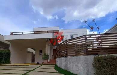 Imagem: A casa em condomínio possui 4 Dormitórios, 5 Banheiros, 5