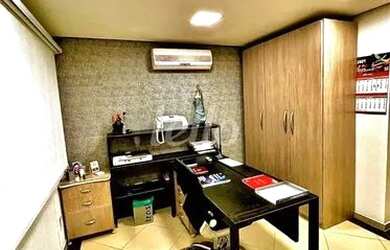 Imagem: O depósito possui 1 Vaga na garagem, 40m² de Área e está