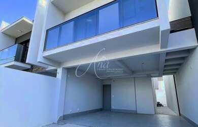 Imagem: A casa possui 3 Dormitórios, 3 Banheiros, 150m² de Área e