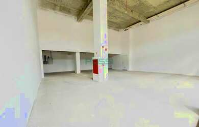 Imagem: O depósito possui 174m² de Área, Imóvel novo e está localizado