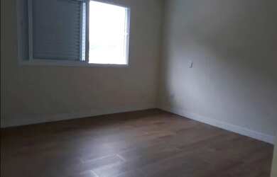 Imagem 11: Sobrado novo, com 313m², piscina, 3 suítes e 6 vagas no Jardim Ibiratiba