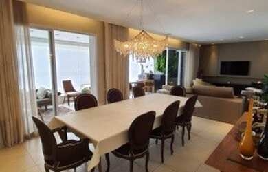 Imagem: O apartamento possui 4 Dormitórios, 5 Banheiros, 3 Vagas na