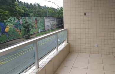 Imagem: O apartamento possui 3 Dormitórios, 1 Banheiro, 1 Vaga na garagem