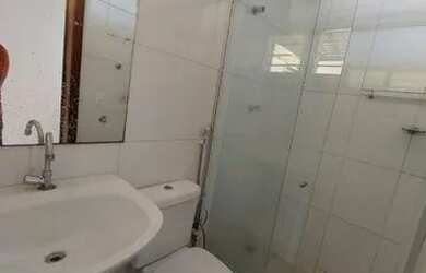 Imagem: A casa possui 4 Dormitórios, 5 Banheiros e 5 Vagas na garagem