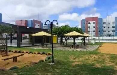 Imagem: Vendo ou alugo - Ap. 2 quartos, condomínio fechado, primeiro